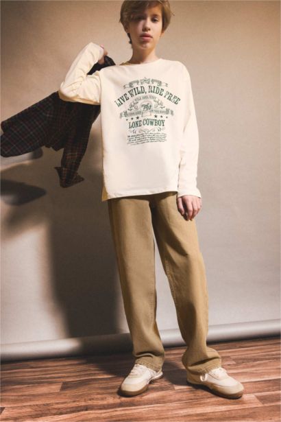 Boy Wide Leg Straight Leg Jeans