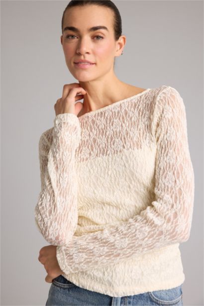 Slim Fit Boat Collar Long Sleeve Blouse