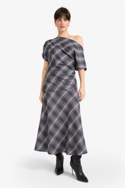 تنورة ميدي كاروهات تويل بقصة A بخصر عادي