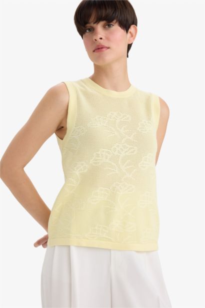 ديباردور تريكو قصة عادية بياقة مستديرة