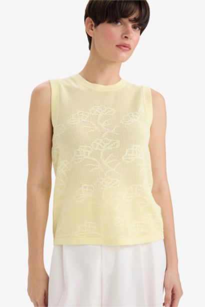 ديباردور تريكو قصة عادية بياقة مستديرة