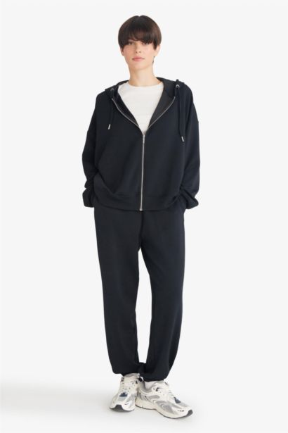 بنطرون جوجر فيت منسوج