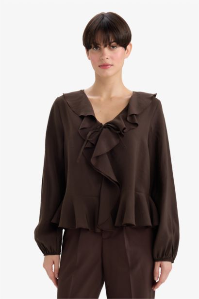 بلوزة كم طويل قصة عادية بياقة V