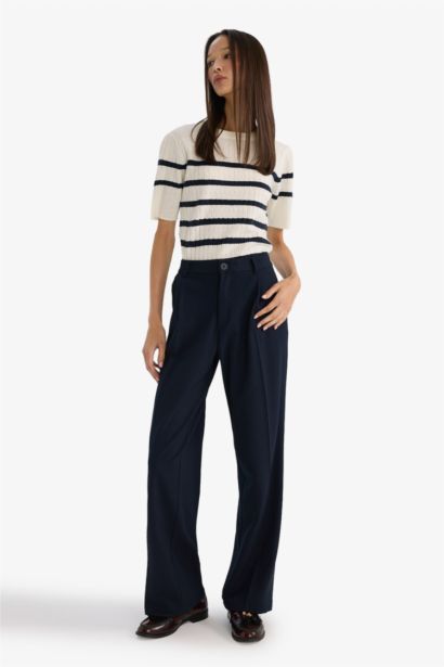 Свитер с круглым вырезом Regular Fit