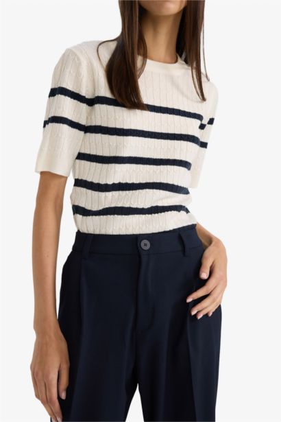 Свитер с круглым вырезом Regular Fit