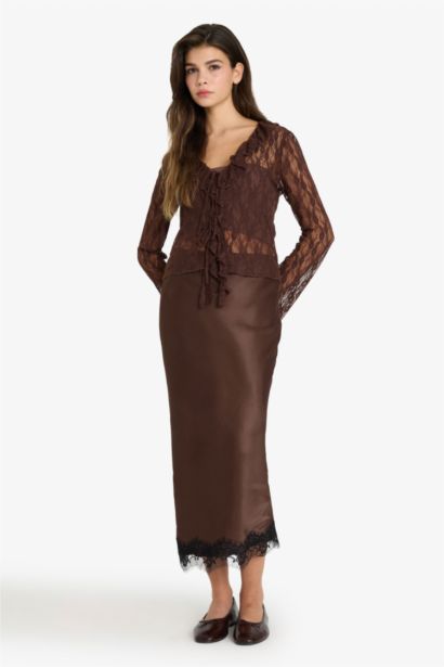 Slim Fit Long Sleeve Lace Blouse