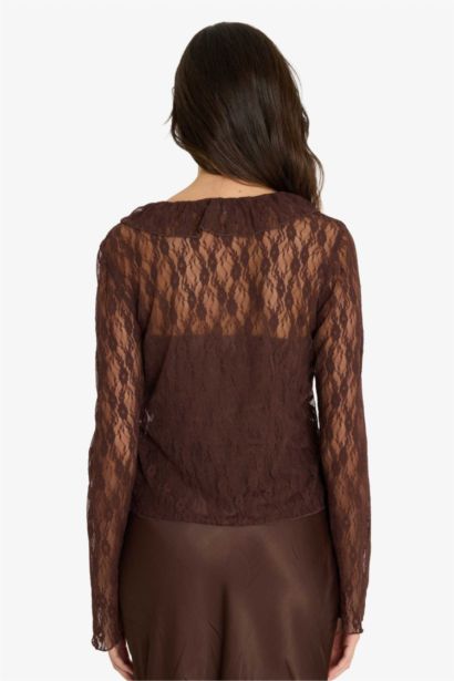 Slim Fit Long Sleeve Lace Blouse