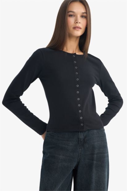 تيشيرت ردن طويل مخصر سليم فيت وياخة مستديرة