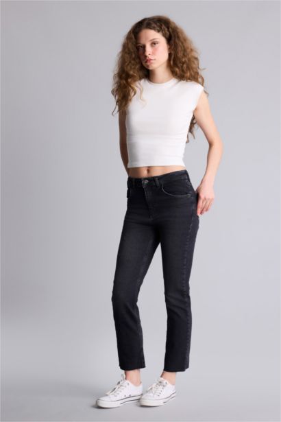 Crop Flare Fıt Düşük Bel Bilek Boy Jean Yıkamalı Pantolon