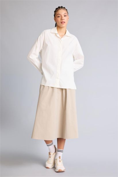 Standard Fit Woven Skirt