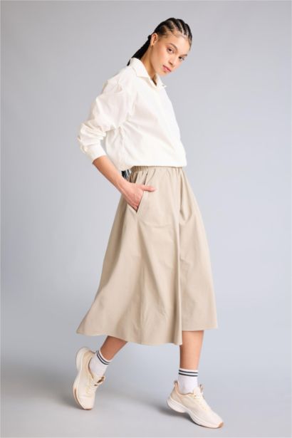 Standard Fit Woven Skirt