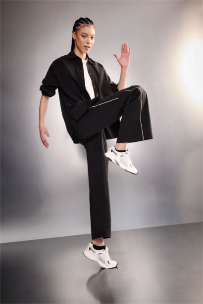 Standard Fit Wide Leg Woven Trousers