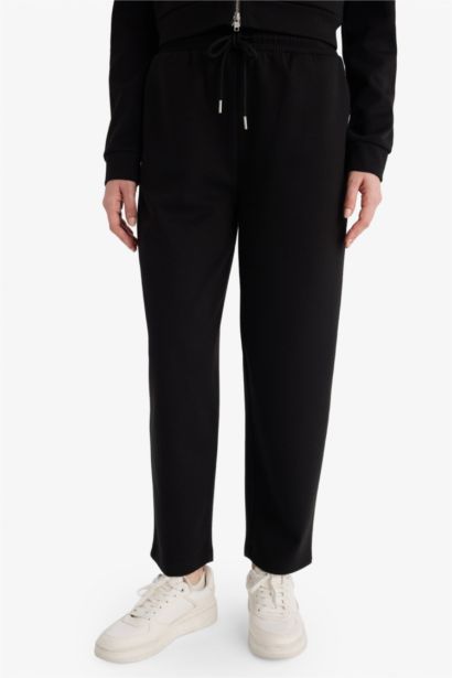 سروال رياضي بخصر مطاطي