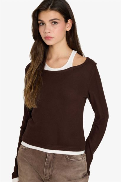 تيشيرت ردن طويل مخصر وياخة مستديرة