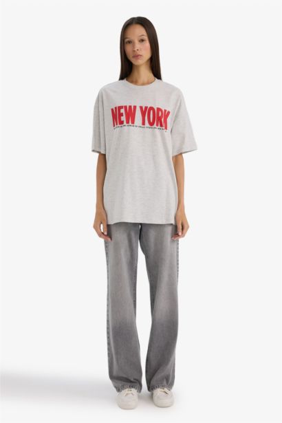 تيشيرت نص كم اوفر سايز وياقة مستديرة