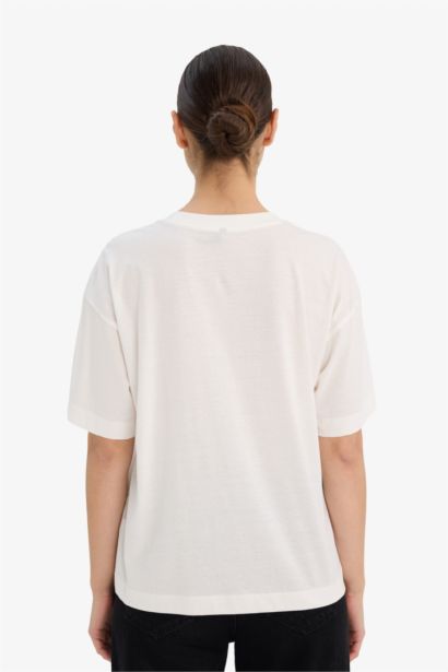 Трикотажная футболка Oversize с надписью и коротким рукавом