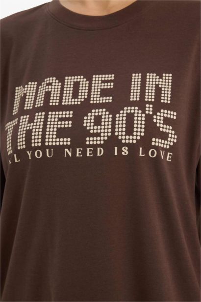 Трикотажная футболка Oversize с надписью и коротким рукавом