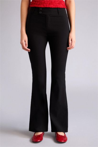 بنطلون فلير فيت برجل واسع وخصر عادي