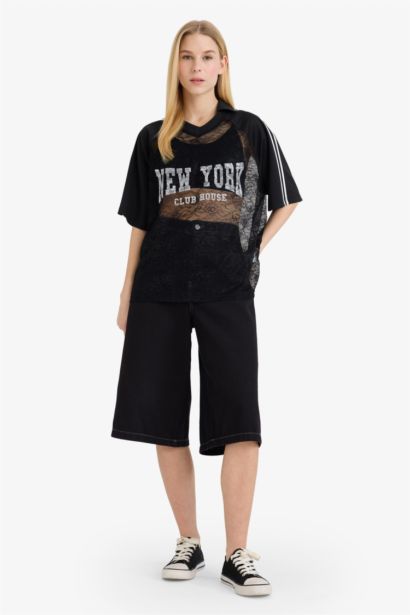 تيشيرت بالدانتيل اوفرسايز مطبوع