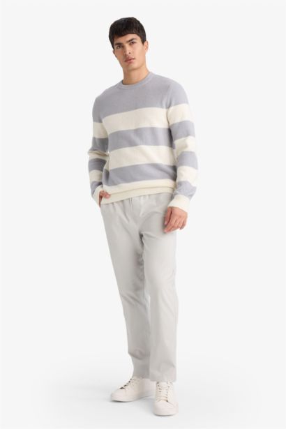 Pull tricot à col rond Coupe standard