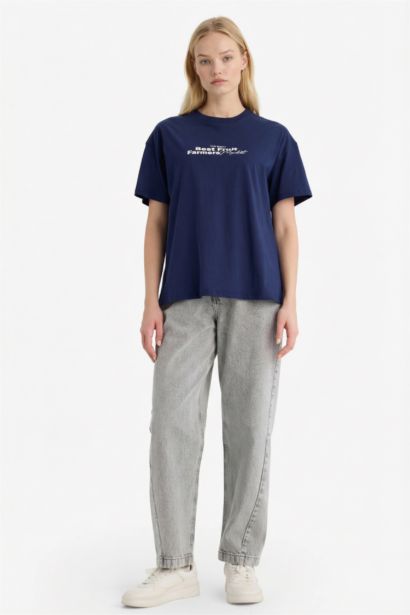 Футболка Oversize с аппликацией