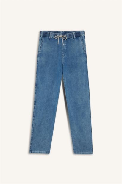 Wide Leg Washed Jeans