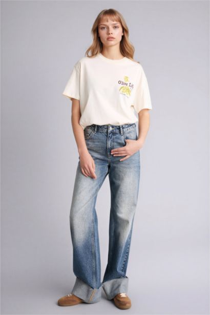 Woman Short Sleeve T-Shirt