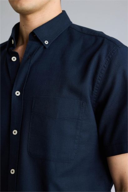 Man Short Sleeve Shirt