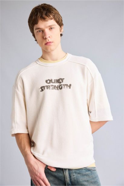 تيشيرت قطن اوفر سايز برقبة مستديرة