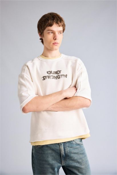 تيشيرت قطن اوفر سايز برقبة مستديرة