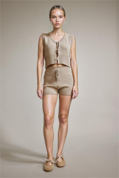 يلك تريكو برباط من الأمام