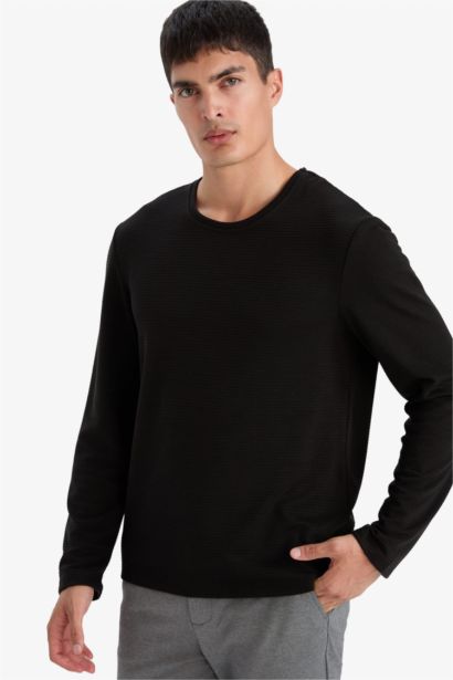 Slim Fit Long Sleeve Sweatshirt