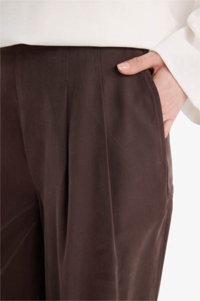 سروال واسع قصة عادية