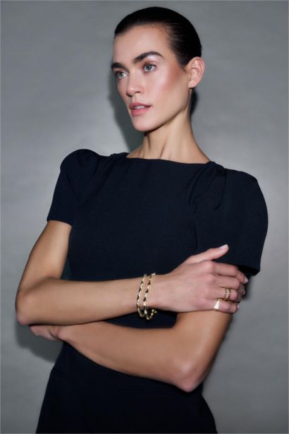 Reis X DeFacto Üçgen Figürlü Gold Bileklik