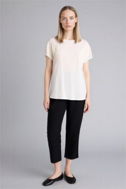 Футболка Relax Fit с круглым вырезом коротким рукавом и объемным принтом