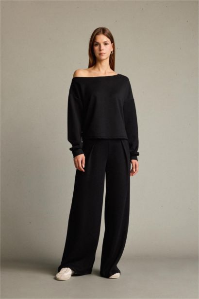 Kayık Yaka Modal Sweatshirt