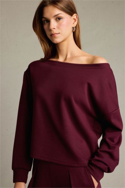 Свитшот с вырезом лодочка из модала для женщин