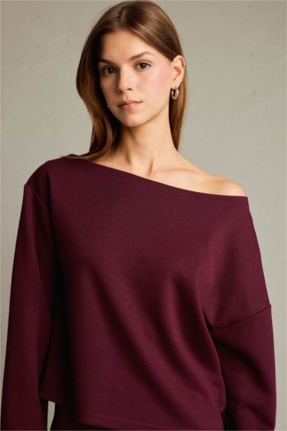 Свитшот с вырезом лодочка из модала для женщин