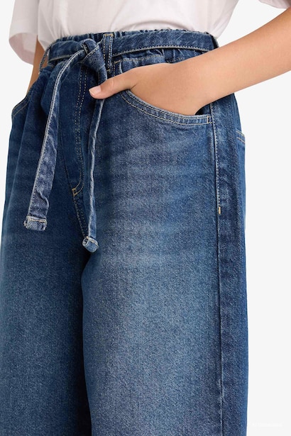 Girl Wide Baggy Fit Elastic Waist Jeans
