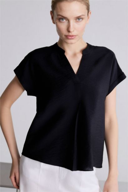 Relax Fıt Kaçık Yaka Bluz