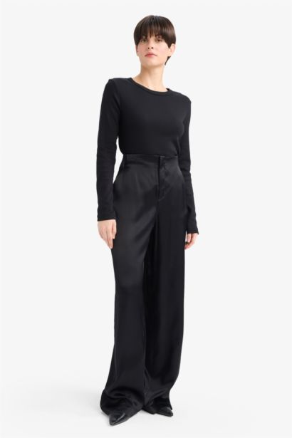 Regular Fit With Pockets Satin Trousers