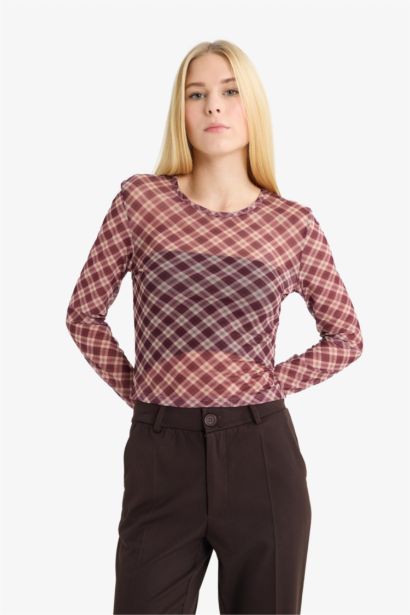 T-shirt à manches longues en tulle à carreaux Coupe ajustée