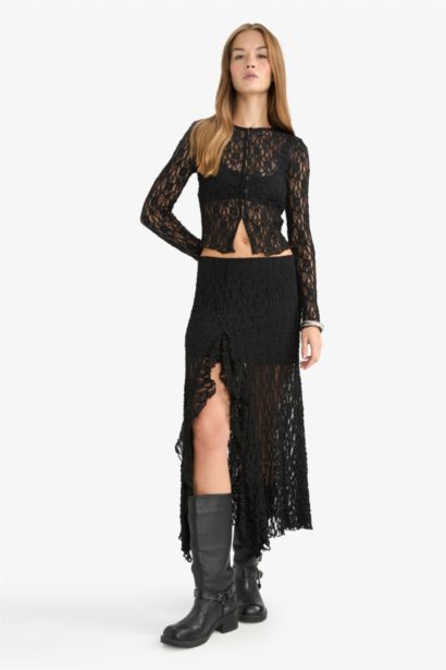 Slim Fit Crew Neck Lace Cardigan