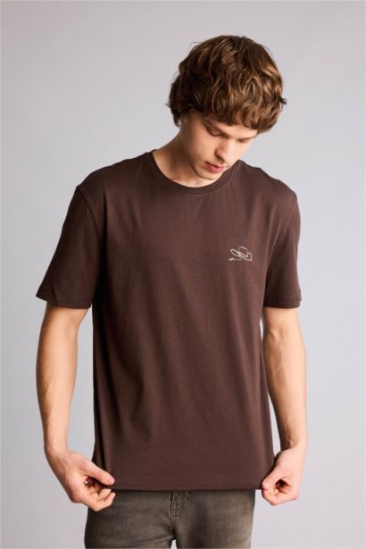 Man Short Sleeve T-Shirt