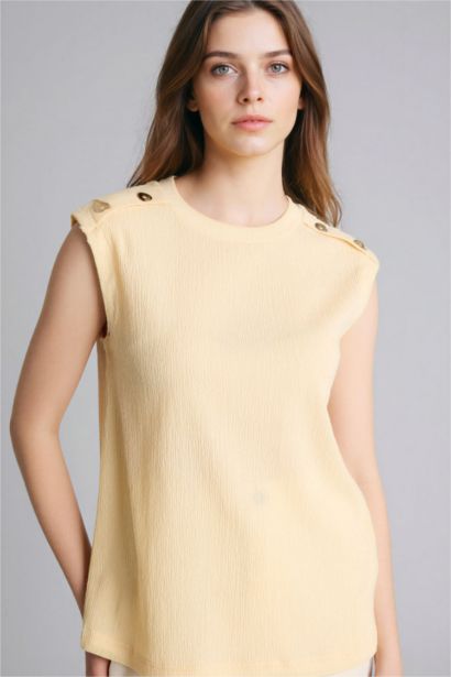 Футболка Regular Fit из ткани букле с круглым вырезом и коротким рукавом