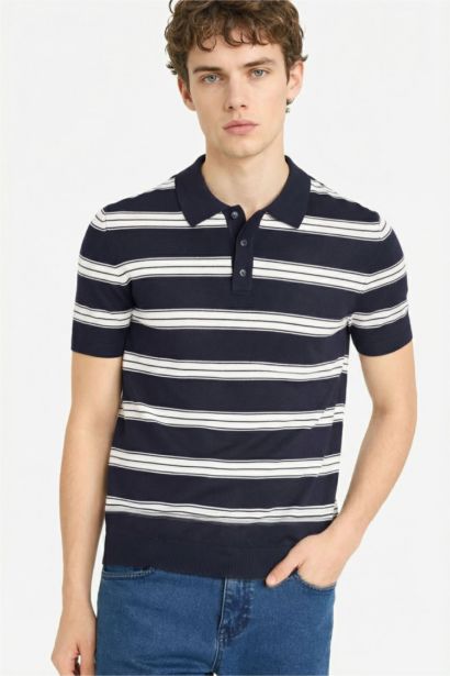 Standard Fit Short Sleeves Polo T-shirt