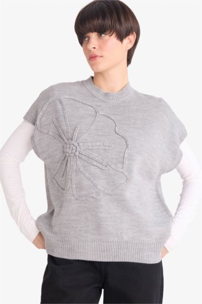 فيست تريكو فلورال قصة مريحة برقبة مستديرة