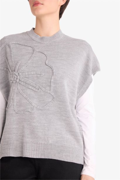 فيست تريكو فلورال قصة مريحة برقبة مستديرة