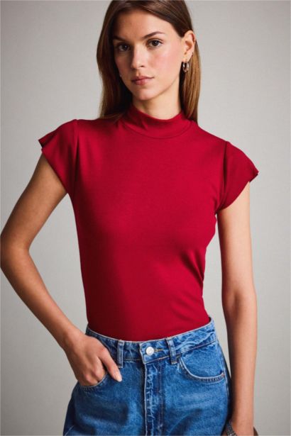 Woman Short Sleeve T-Shirt