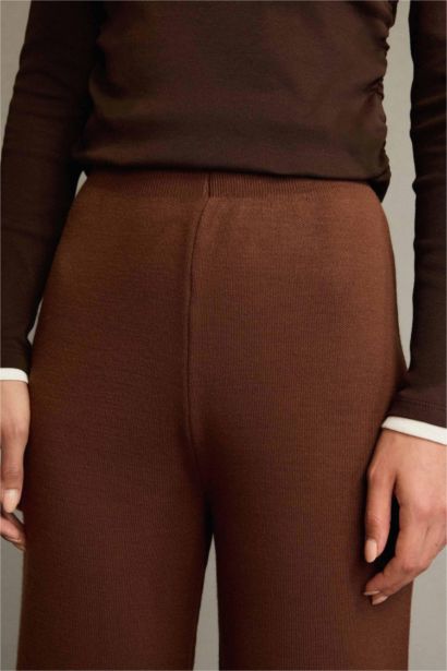 Relax Fit Trousers